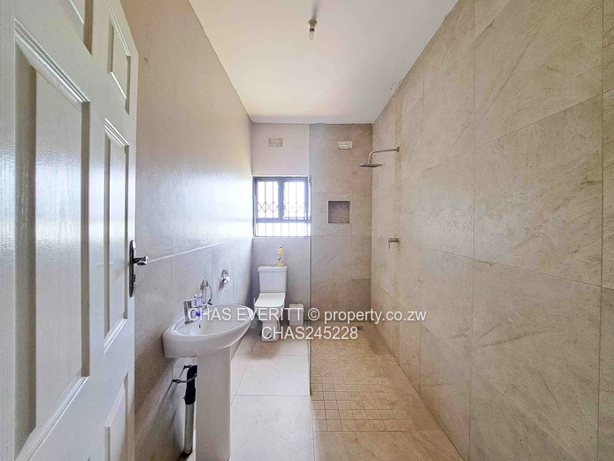 Executive Family Residence – Haydon Park, Mount Hampden