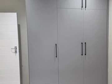 4 Bedroom Flat & Apartment