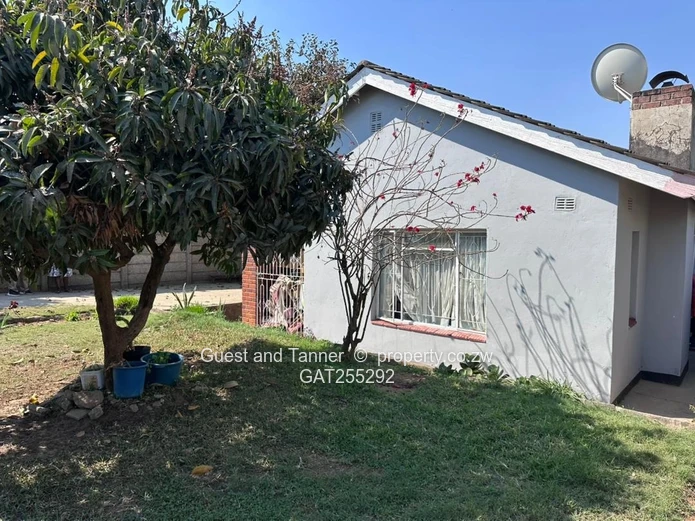 PROPERTY FOR SALE: Chikanga Phase 2 , Mutare 