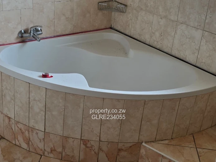 Spacious Milton Park standalone house for Rent 