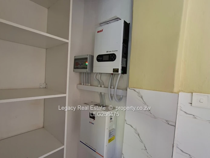 Spacious house to let  (Sole Mandate)