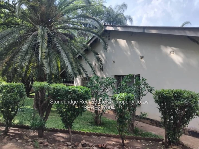 4 Bedroomed House in Chiredzi for sale