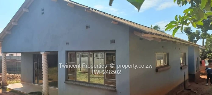 7 roomed house for sale (Sole Mandate)