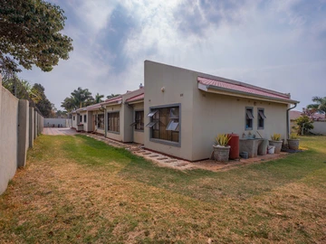 8 Bedroom House