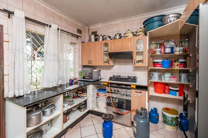 Neat Family Home for sale!!