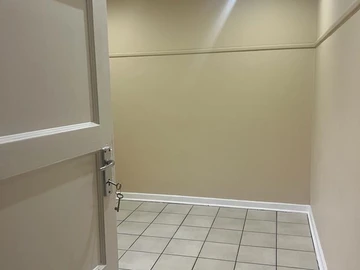 3 Bedroom Flat & Apartment