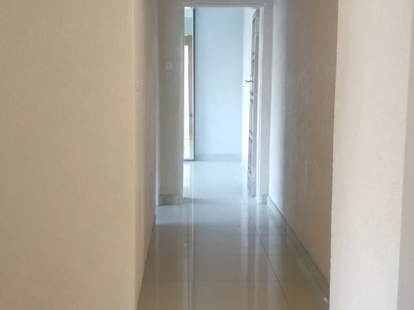 4 Bedroom Flat & Apartment