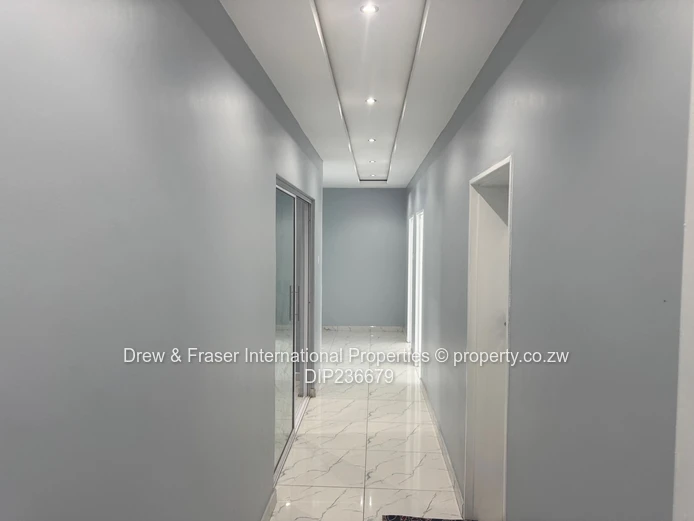 Mabvazuva house available for rent $800 (Sole Mandate)