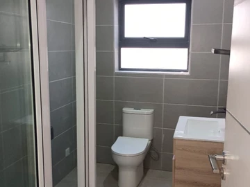 5 Unit Townhouse Complex