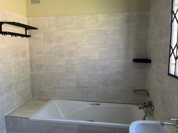 3 Bedroom Garden Flat