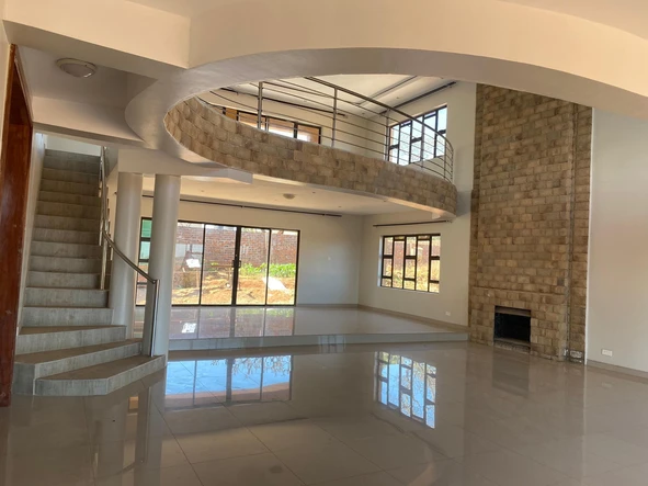 8 Bedroom House