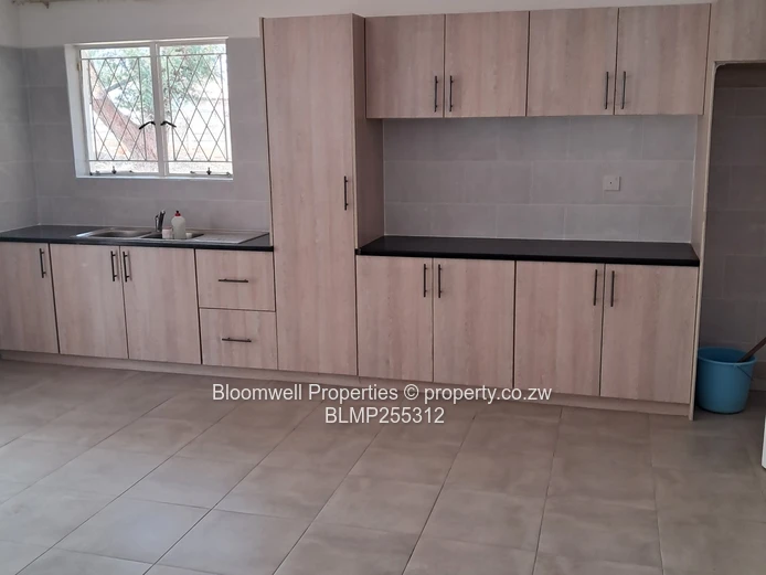 Spacious 3-Bed House in Vainona 