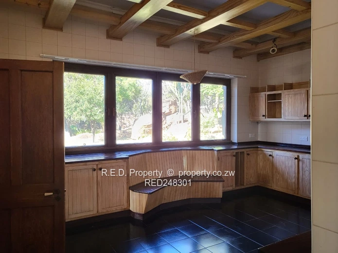 3 Bedroom Home In Burnside To Let!