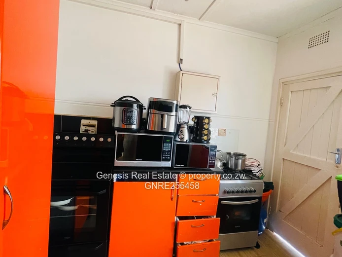 2 Bedroom Flat For Sale in Mabelreign