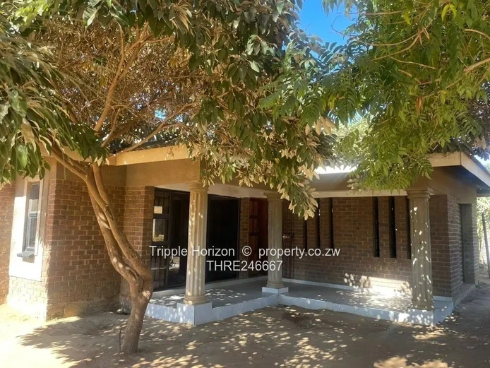 Dzivarasekwa 4-Bed Brick Home on 400m² with Veranda
