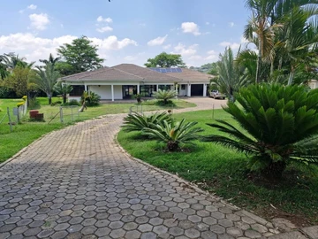 Stunning 4-Bedroom Home in Borrowdale Brooke with Borehole!