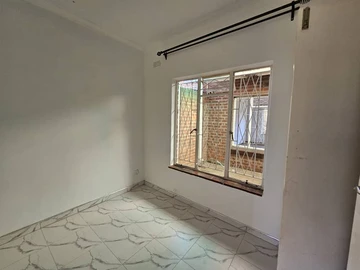 3 Bedroom Garden Flat
