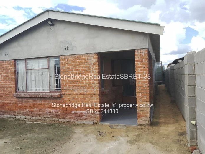 3 bedroomed house in Cowdray Park for sale