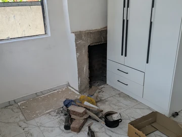 2 Bedroom Flat & Apartment