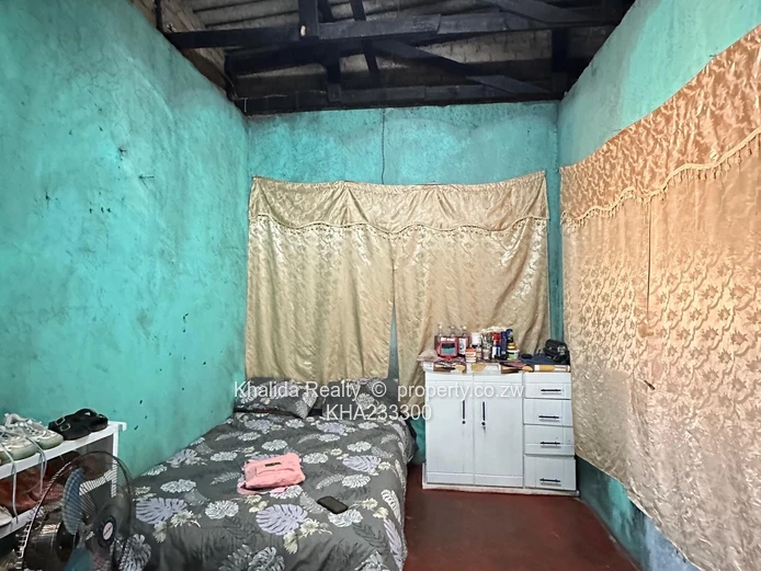 Ngezi Commercial Property in Kadoma For Sale 