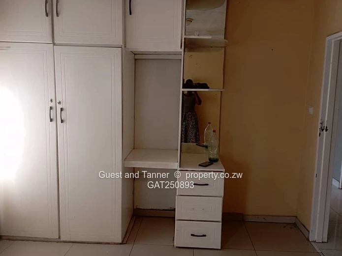 Spacious 5-Bedroom Family Home for Sale – Budiriro 4