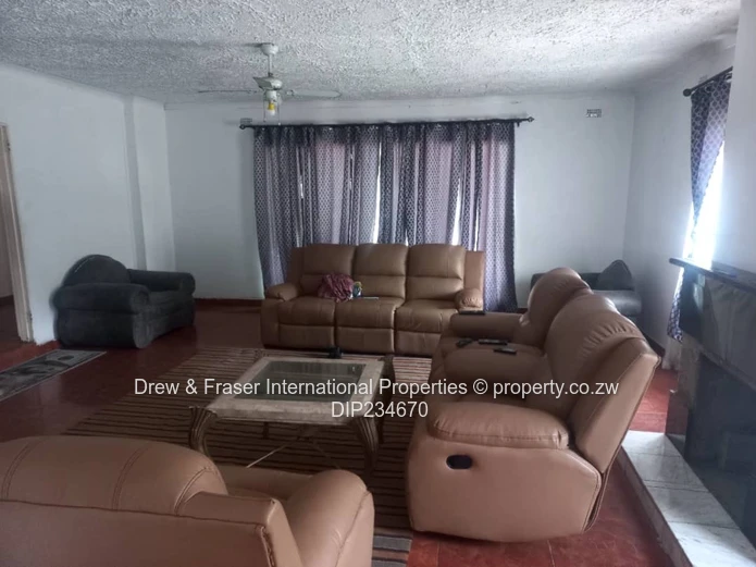 Hatfield 4 beds house for sale $150k