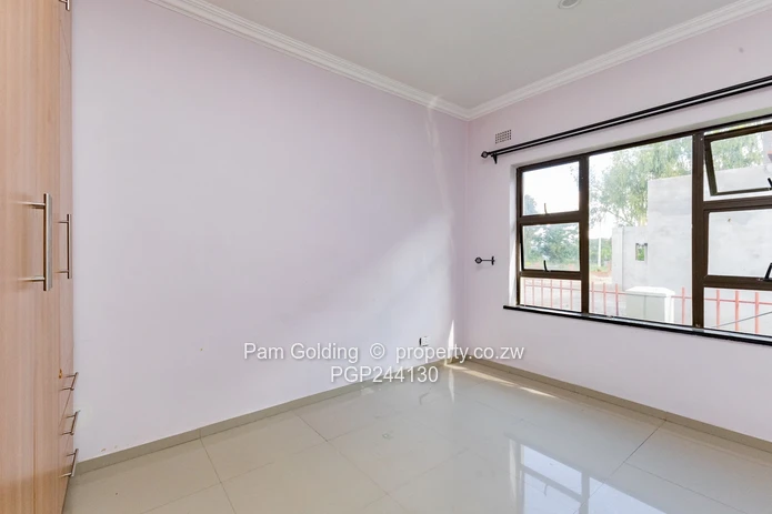 house for sale in arlington estate (Sole Mandate)