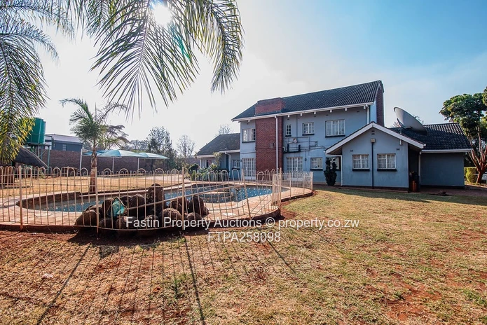  5 Bedroom Home For Sale In Helensvale
