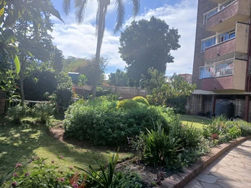 2 Bedroom Flat & Apartment