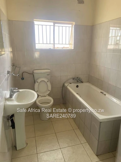 Zimre Park property to let
