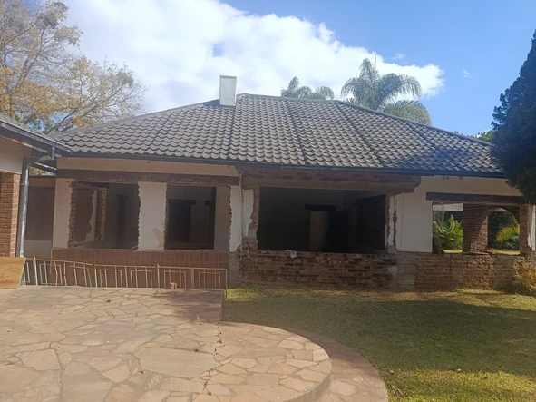 5 Bedroom House