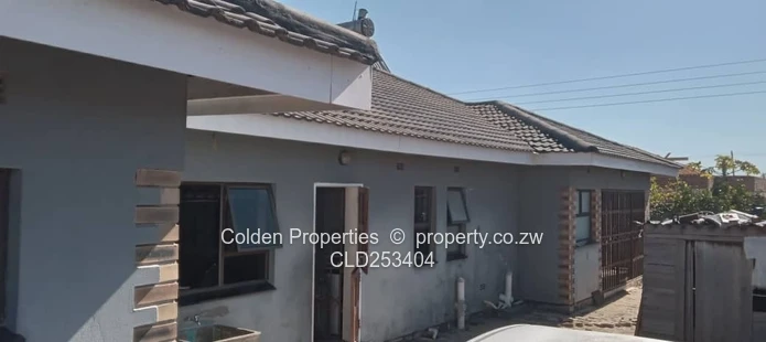 Mabvazuva Estates 4 Bedroomed House To Let 