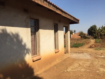 2 Bedroom House