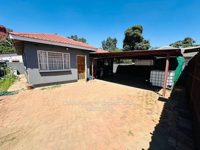 Neat House For Rent In Highfields Main Street