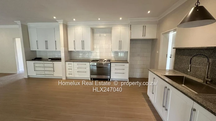 Elegant & Secure Cluster Home in Prestigious Ballantyne Park-3 Bed Luxury Living Near Sam Levy’s 