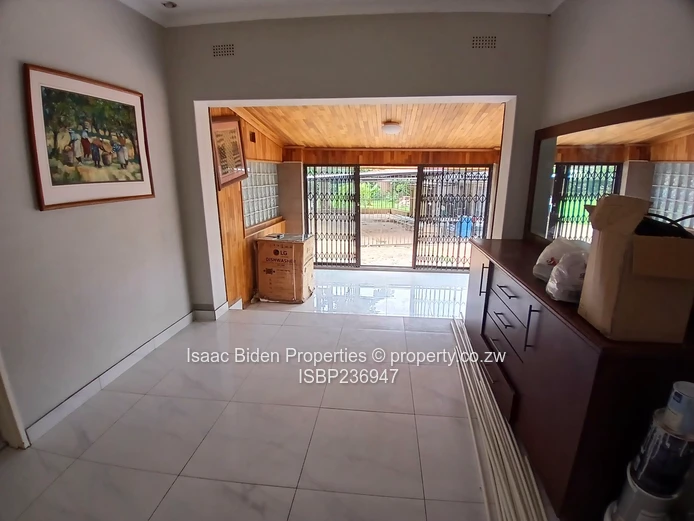 Chisipite 4 Bedroom House with Pool