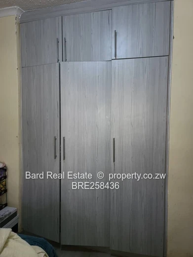 2-Bed Garden Flat Meyrick Park — Fitted Cupboards & Borehole