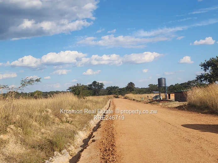 2000sqm  Stand In  Marondera With Title deeded Gravel Road