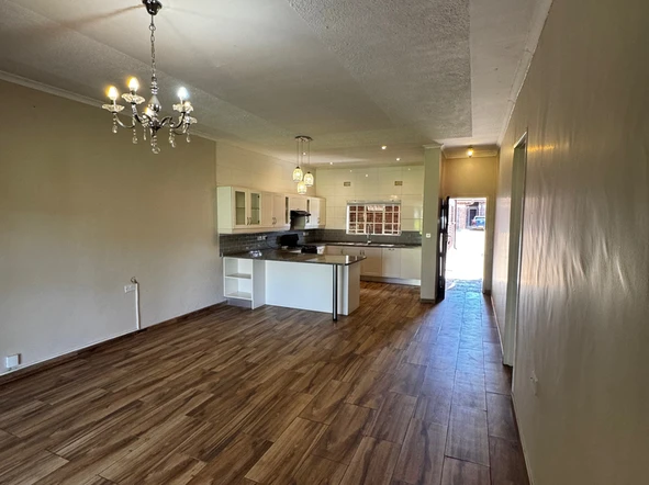 3 Bedroom Garden Flat