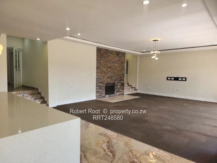 Luxury Home To Rent – Helensvale