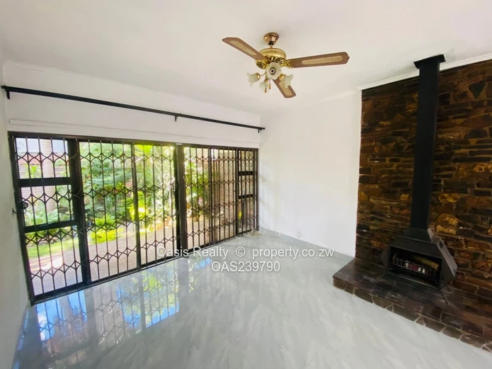 A rare opportunity to secure a neat, well-serviced garden apartment in Avondale.