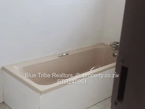 House for sale in Fidelity  