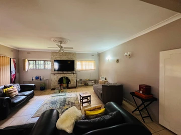 7 Bedroom House