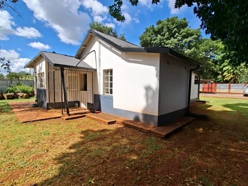 2 Bedroom Cottage