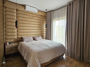 3 Bedroom Flat & Apartment