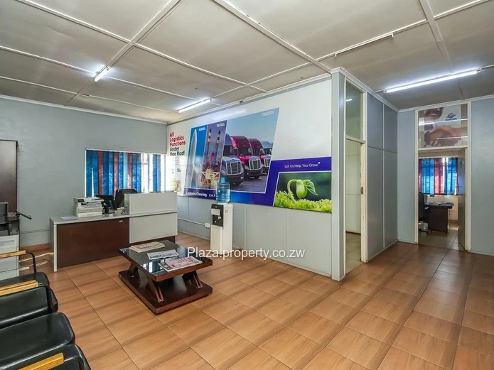 Willowvale Commercial: 5,000m² Site, 1,000m² Warehouse & Borehole