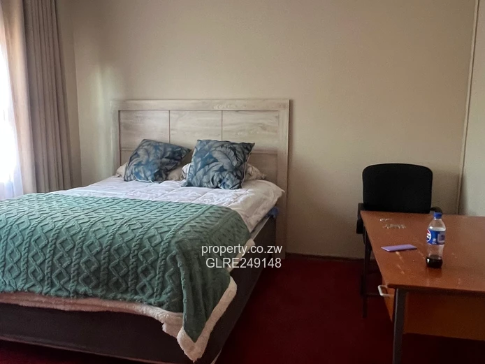2-Bed Garden Flat in Greencroft, Harare West – Borehole