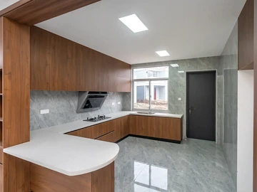 18 Unit Townhouse Complex