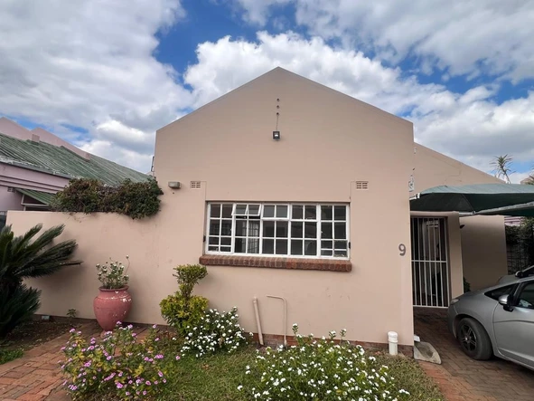 Comfortable 3-Bed Home In A Secure Complex