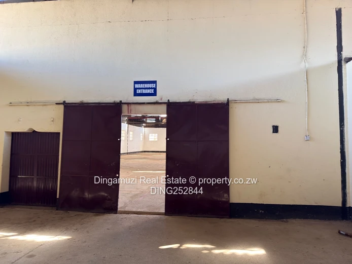 Warehouse/factory for rent in Marondera  (Sole Mandate)